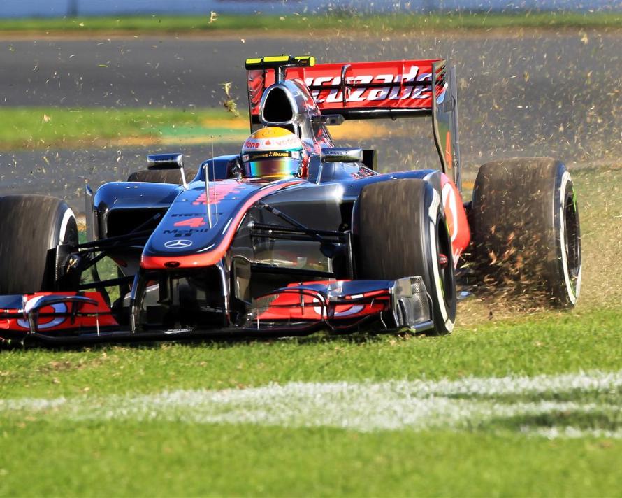 Lewis Hamilton (GBR) McLaren MP4-27, goes off track at turn 1. Formula One World Championship, Rd1, Australian Grand Prix, Qualifying, Albert Park, Melbourne, Australia, Saturday, 17 March 2012. © Sutton Images. No reproduction without permission.