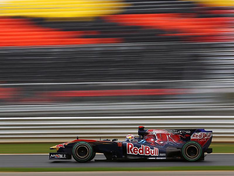 Sebastien Buemi (SUI) Scuderia Toro Rosso STR5. Formula One World Championship, Rd 17, Korean Grand Prix, Qualifying Day, Korea International Circuit, Yeongam, South Korea, Saturday, 23 October 2010