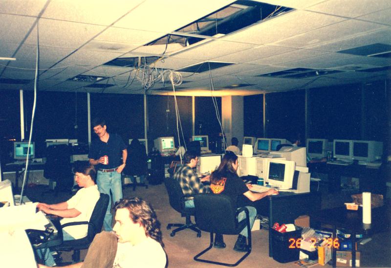 MAKING QUAKE! Feb 26, 1996 - QTESTing. L>R = NaTaS, John Cash, ddt, ?, me, Hardball, Polish, DoomDeity, ?. Late night