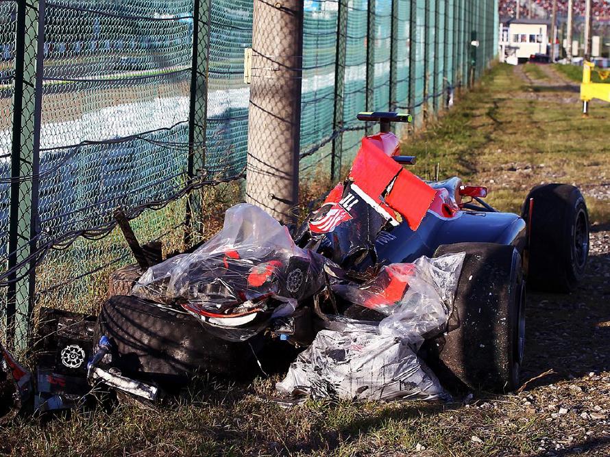 Lucas di Grassi (BRA) Virgin Racing VR-01 crashed on his way to the grid. Formula One World Championship, Rd 16, Japanese Grand Prix, Race, Suzuka, Japan, Sunday, 10 October 2010