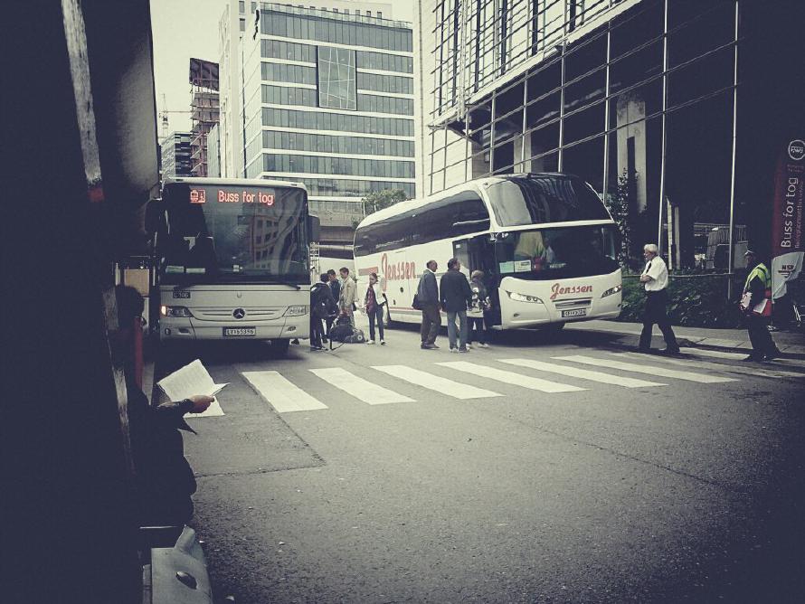 Bus from Oslo central station to Lillestrøm.